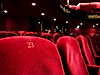 hausbar-schmidts-theater-bar-nachtleben-c-unsplash-kilyan-sockalingum