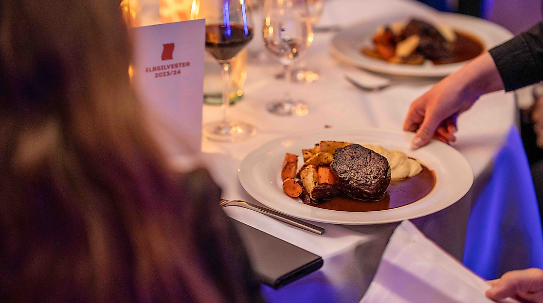 Silvester Elbsilvester Tischgedeck Copyright heyFreedom