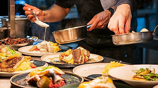 Hobenköök Menüanrichte