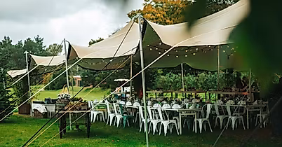 poi-golf-lounge-resort-festzelt-web-2500x1500