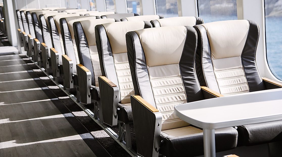 innenaufnahme_halunder-jet_panorama-class_austal-cam2-126_copyright-frs-helgoline