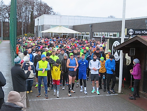 Start zum Pönitzer Silvesterlauf.