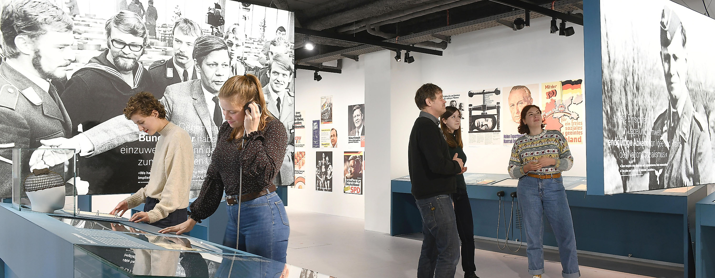 6 Schmidt Demokratie leben