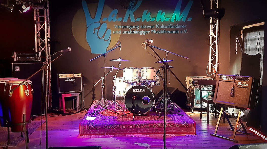 Open Stage