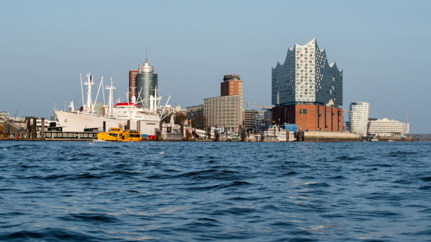 Reisepaket: Pulsierende Metropole am Wasser