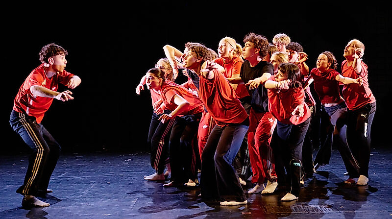 MUT | My Sisters and Brothers