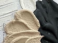 Abstraktes Malen mit Strukturpaste