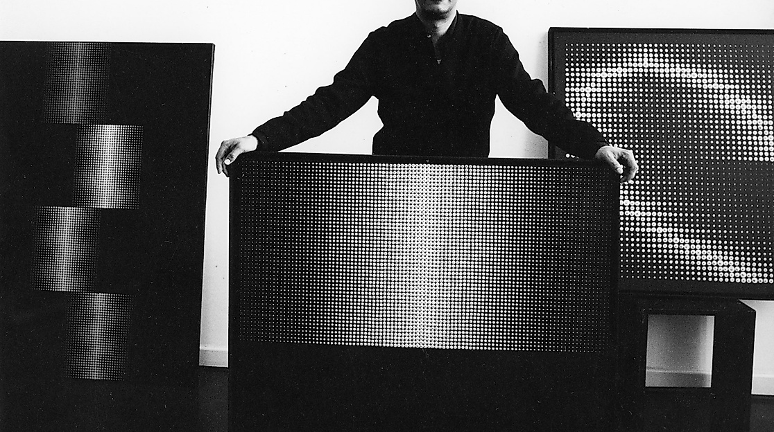 Almir Mavignier with own works, 1965