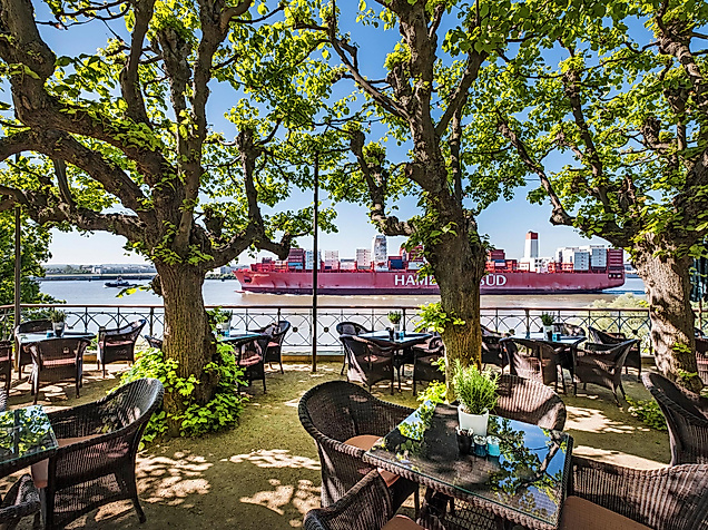 lindenterrasse-louis-c-jacob-c-TOMAS-TBX00020050624902490