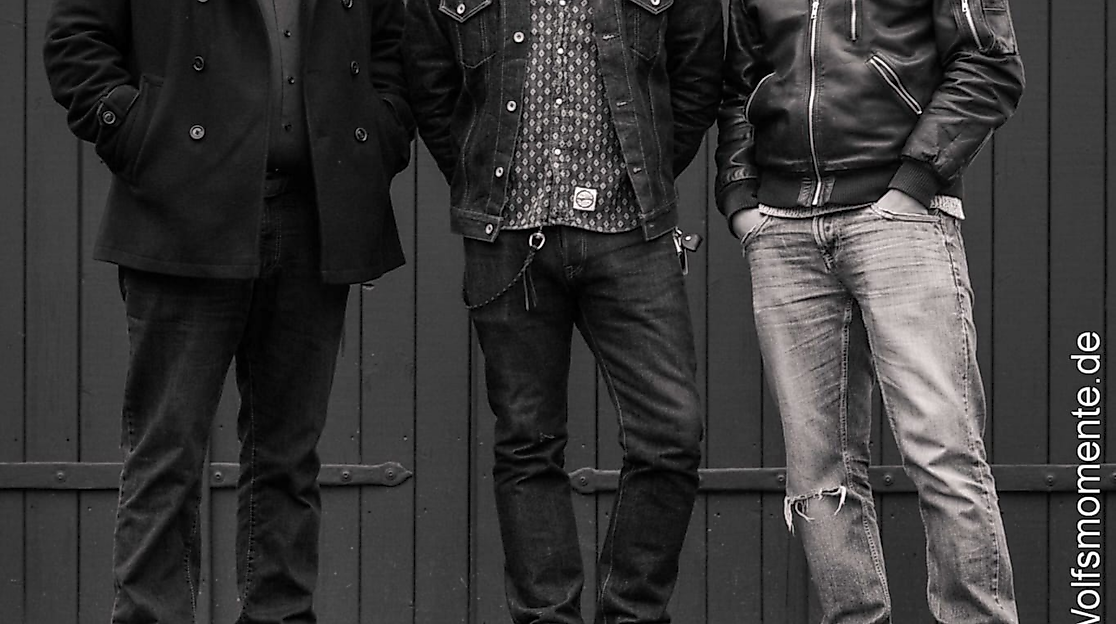 Kultur.Sommer.Garten. - Campfire Cavaliers