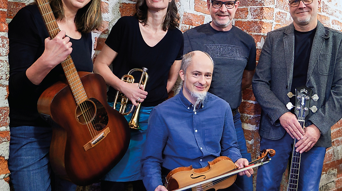 Luna Music Club mit The Naturehood und LeiseBand