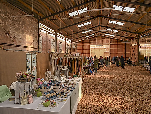 Hof an den Teichen_Markt in der Scheune