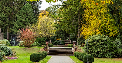 lee_maas_timo_sommer_hamburger_norden_friedhof_ohlsdorf_3000px_argb_330