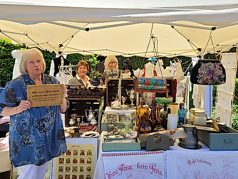 Astrid Petersen und ihr Team laden zum Antik und Trödelmarkt