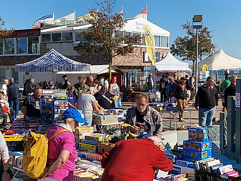 Promenaden-Flohmarkt
