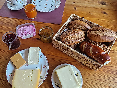 Klön-Frühstück auf dem Rockenhof