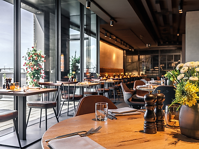 elbphilharmonie_restaurant-beer-und-dirne_c-2018-stoertebeker-elbphilharmonie-gmbh_arne-vollste_2