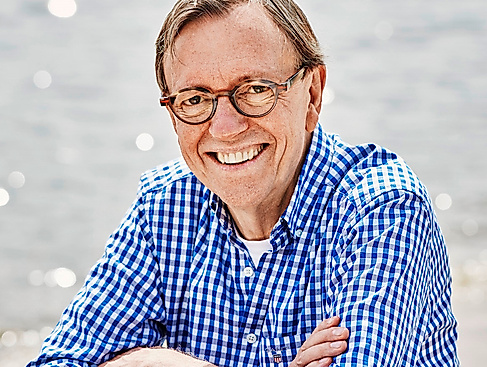 Krischan Koch liest aus "Einer flog über das Möwennest"