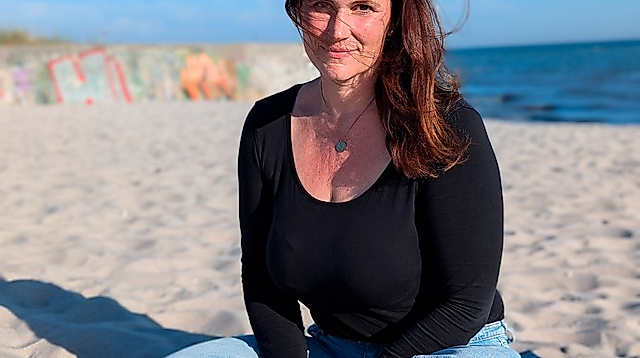 Yoga am Strand mit Anne