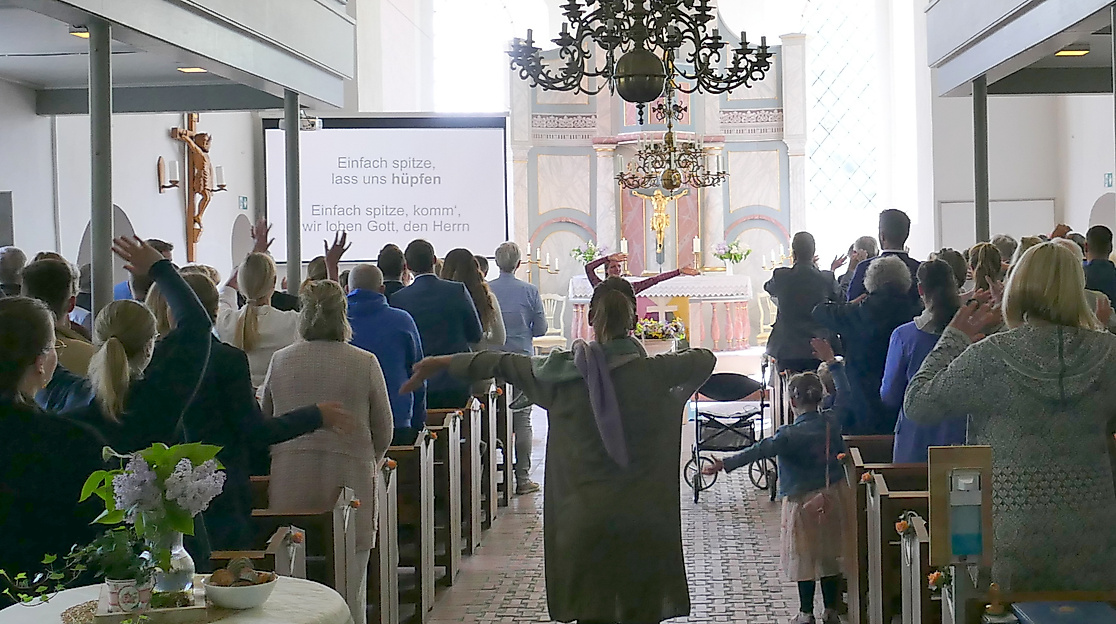 Moderner Gottesdienst "Der Vielfältige"