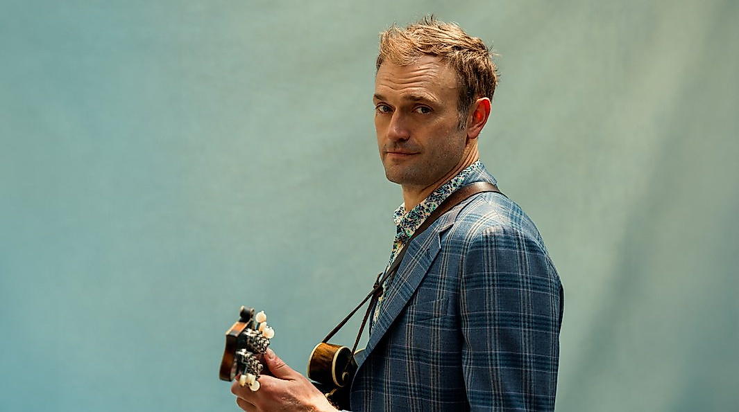 Chris Thile, Mandoline