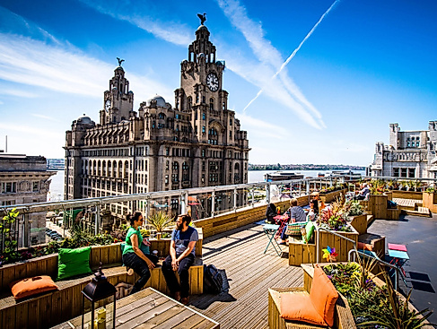 Royal Liver Building_omom-header-image_NEU