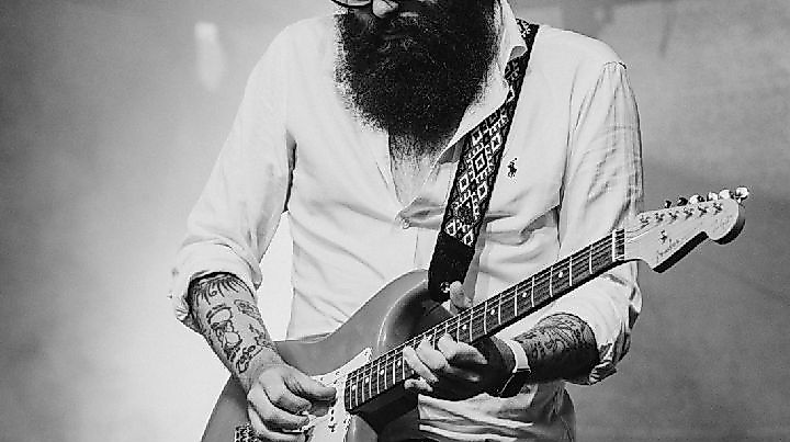 Music & River John Allen(D)