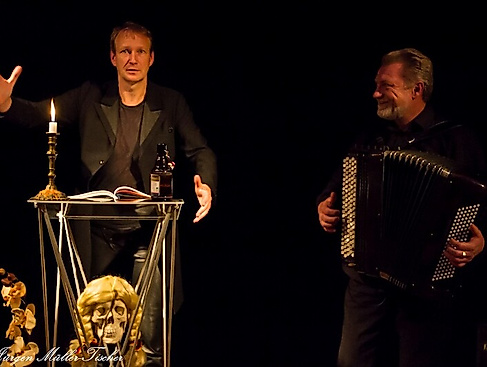 Füße am Feuer - Ein Abend in Balladen