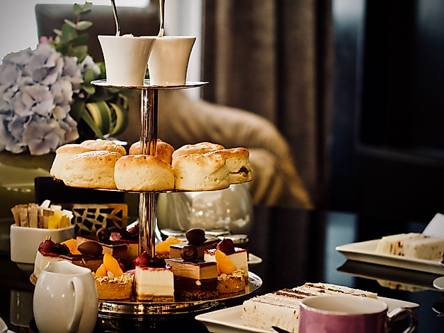 tea-time_c_jelleke-vanooteghem-unsplash
