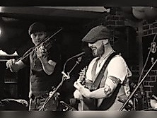 Peaky Plunckers