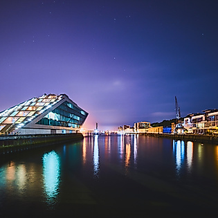 Dockland bei Nacht