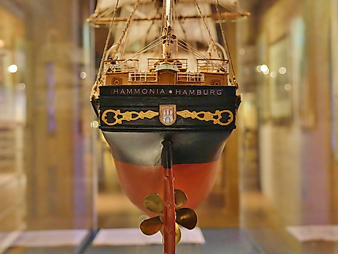 Kapitänsführung - Vom Auswandererschiff zum Kreuzfahrer