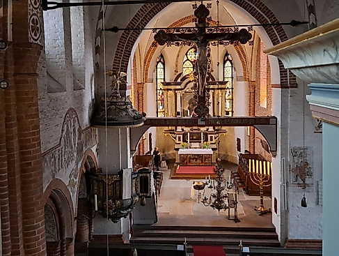 St. Nicolai-Kirche innen von der Orgelbrüstung