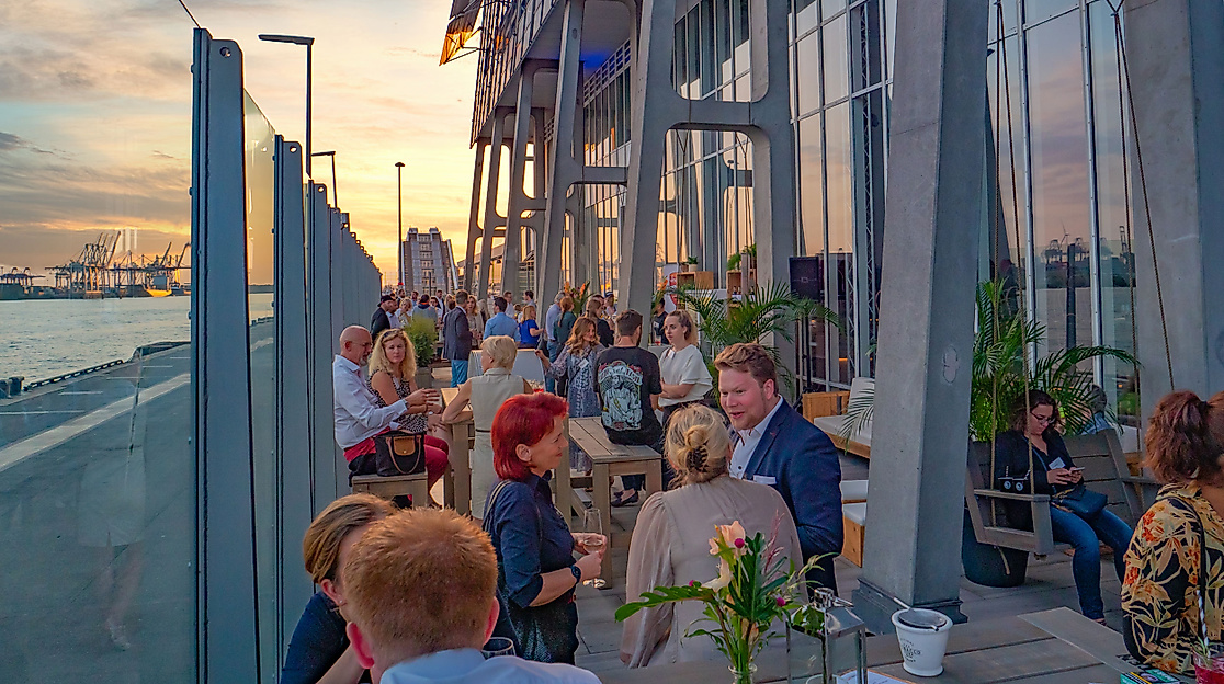 opernloft-poi-terrasse-c-inken-rahardt-web-2500x1500