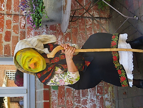 "Die wundersamen Alten"  - Beginn Langzeitprojekt Maskenbau und Maskenspiel