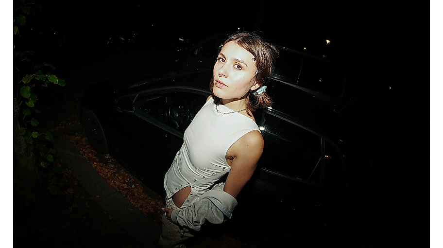 Amelie - Support: Tam Nook