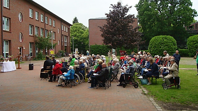 open-air-gottesdienst-Ruediger-Marks