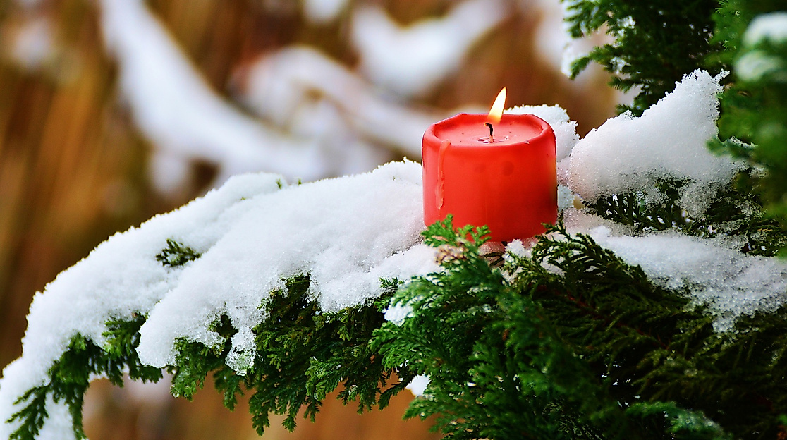 Neutral Bild Kerze Winter Tanne - Pixabay candle-g7387512e9_1920 CR Congerdesign Pixabay