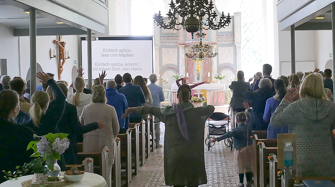 Moderner Gottesdienst "Der Vielfältige"