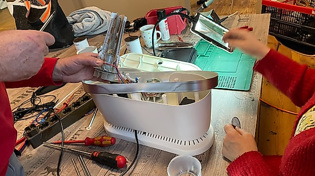 Reparatur eines elektrischen Geräts