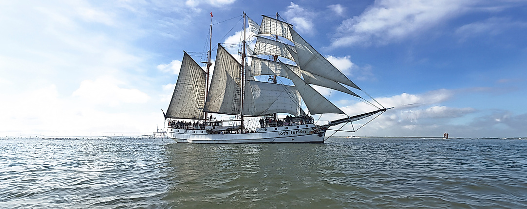 Reisepaket: Hafengeburtstag Loth Lorien