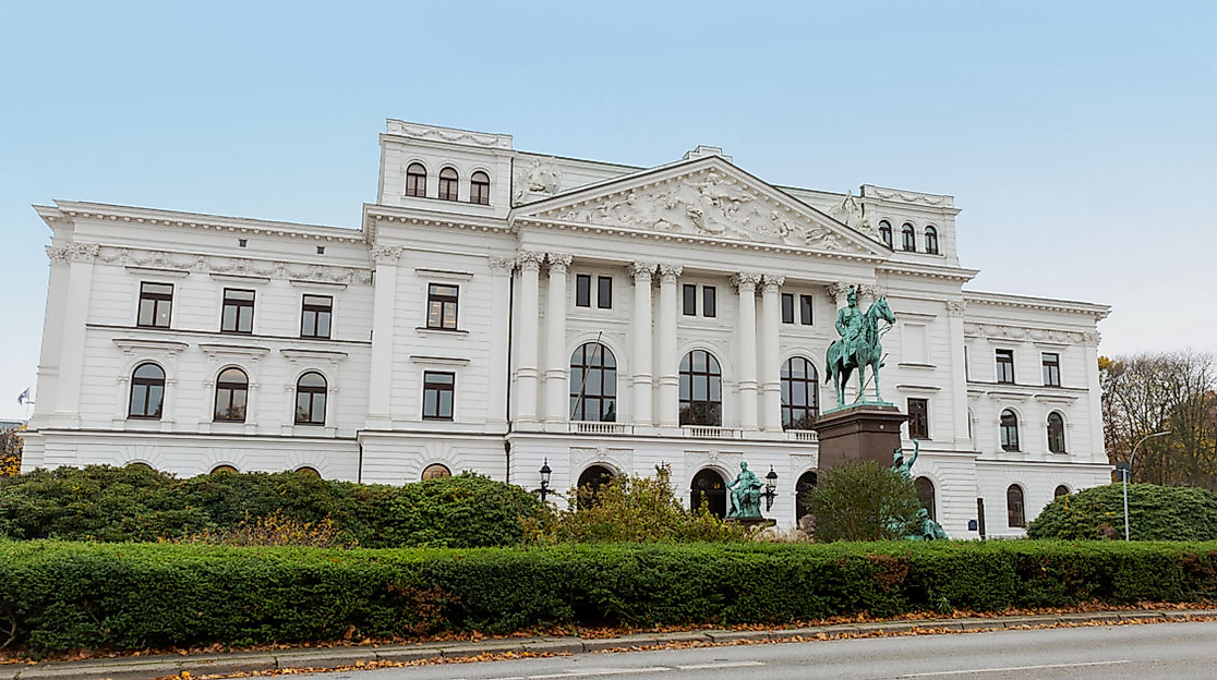 Altonaer Rathaus