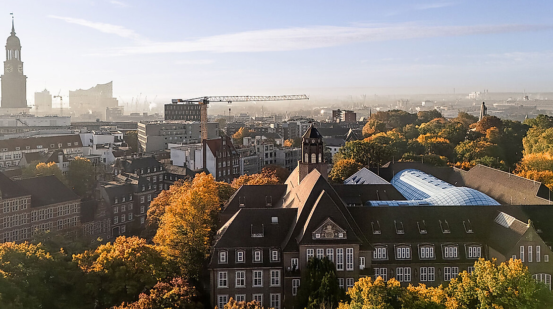 Auf den Spuren historischer Fotografien rund um den Michel