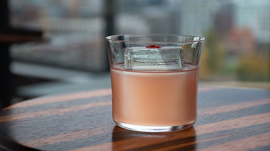 web-cocktail_puzzle-bar_c_2022_daniel-hammer