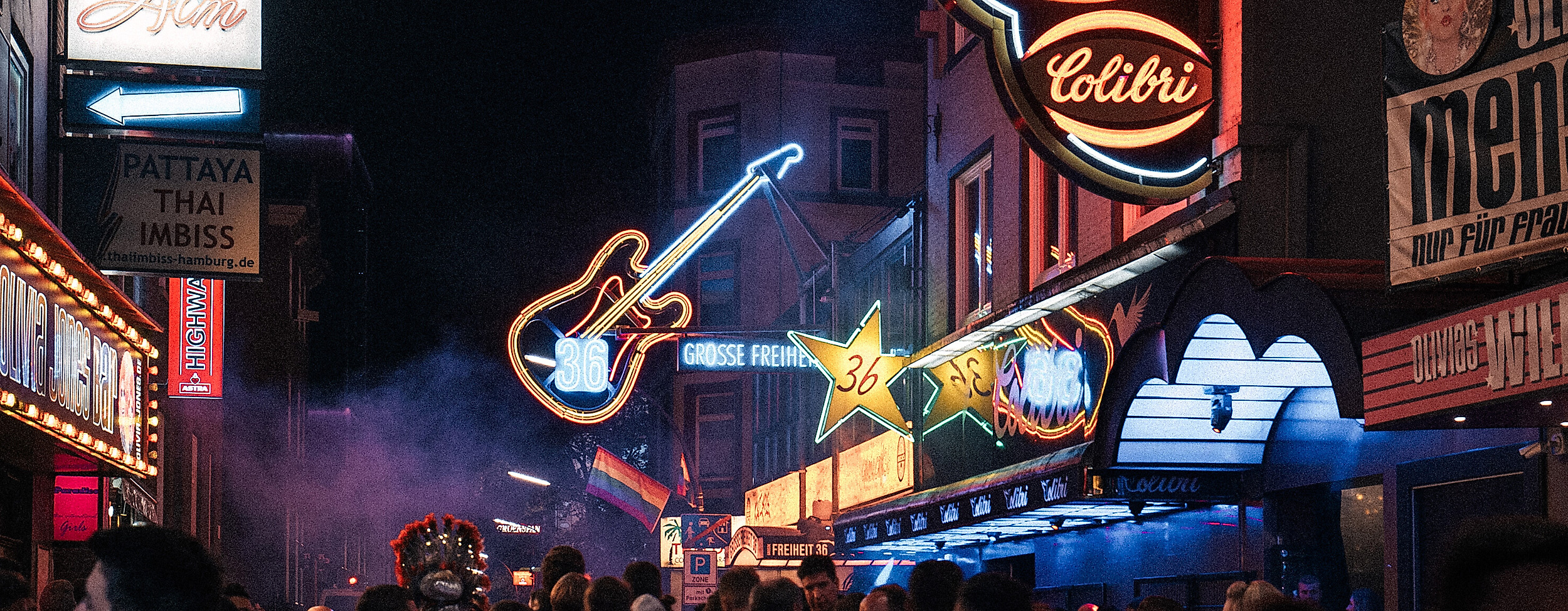Reeperbahn in Hamburg bei Nacht