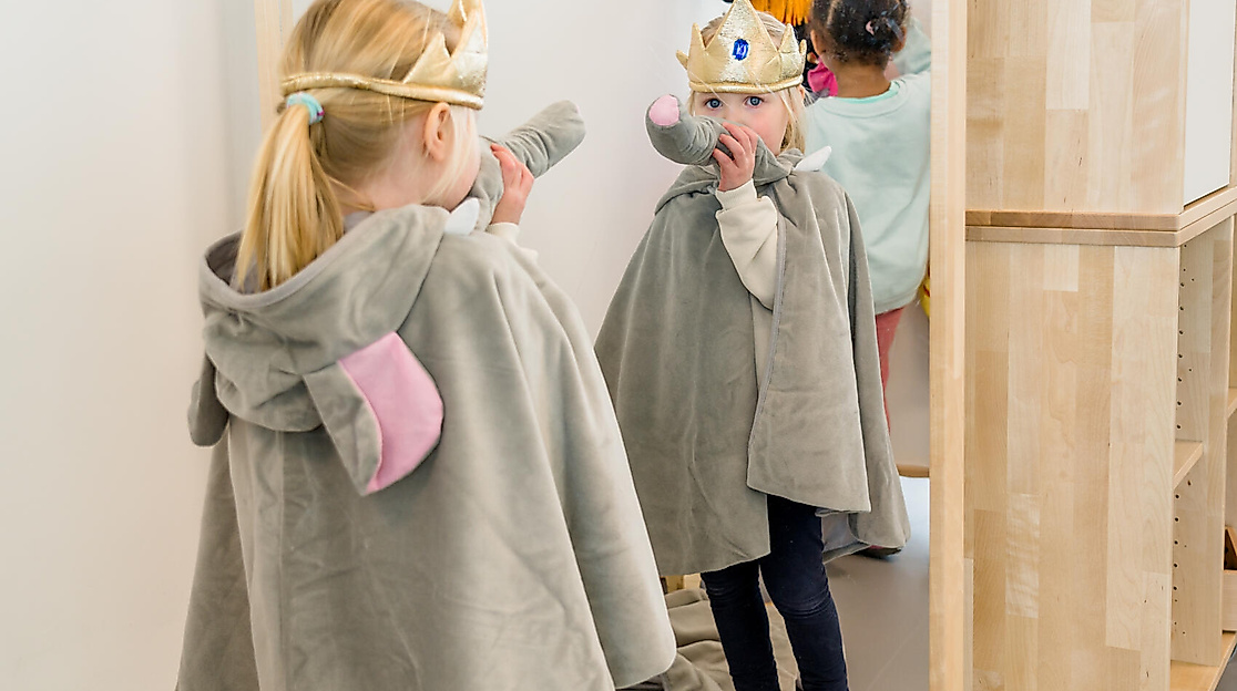 froebel-ev-yannick-wegner-5_theater_verkleidung_elefant