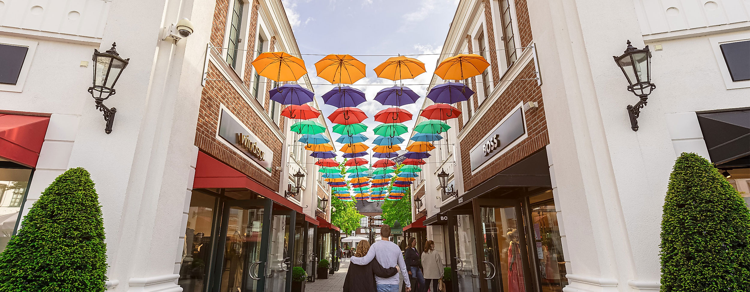 Schirmhimmel Designer Outlet Neumünster