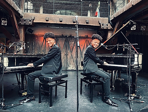 Merito und Rogerio Antonio – Boogie Woogie Twins 