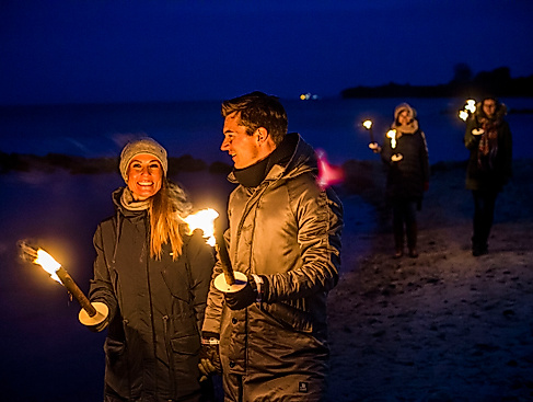 Fackelwanderung in Timmendorfer Strand_Wintermagazin 2020(2)