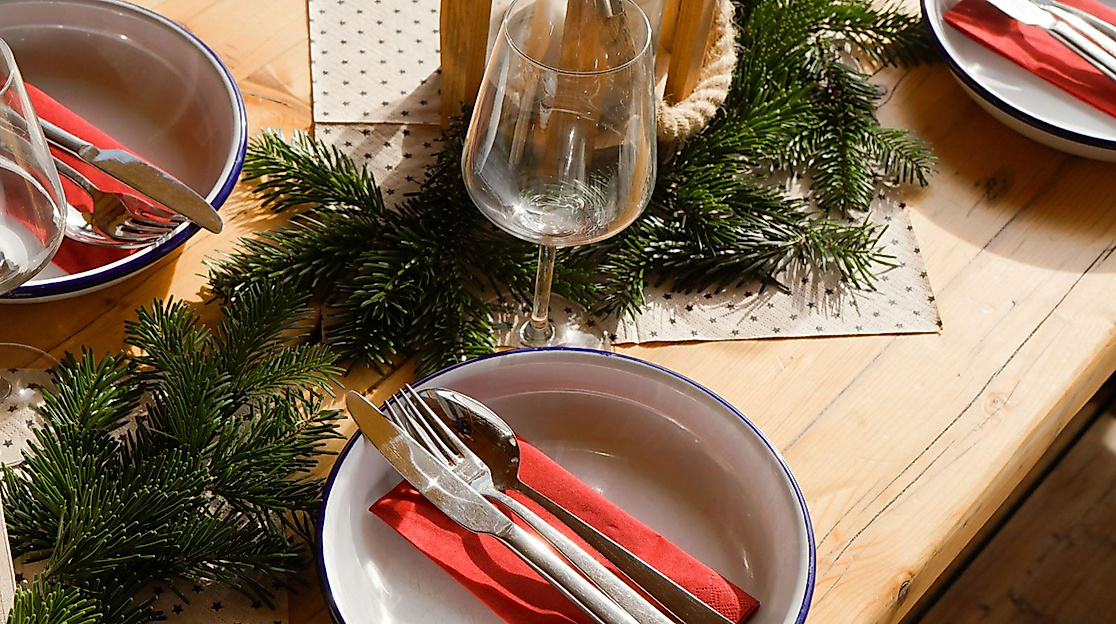 poi-weihnachtsmarkt-an-deck-1-web-2500x1500